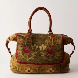 Sold Out! Free People Fleur Weekender Bag Gardenia NEW